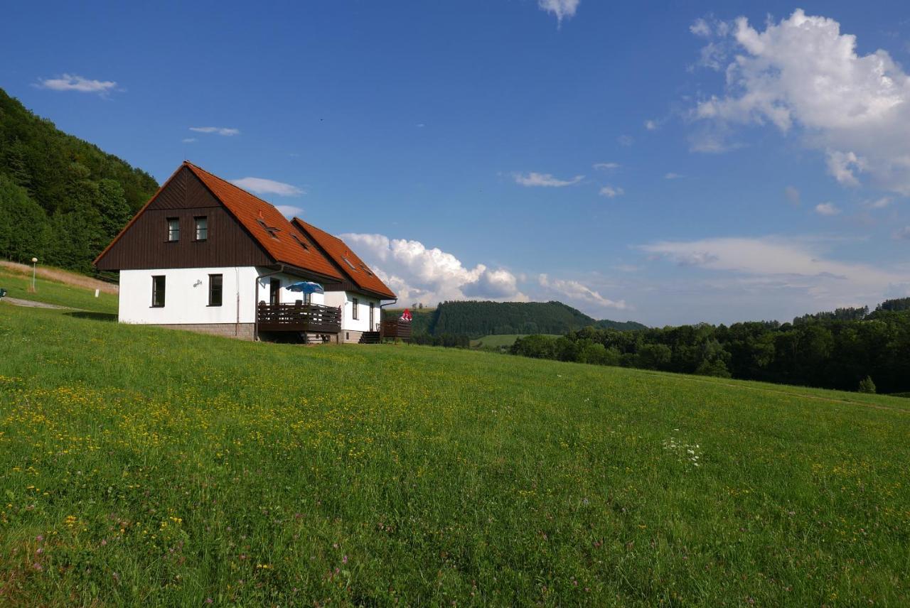 Green Valley Park Vila Stárkov Exterior foto